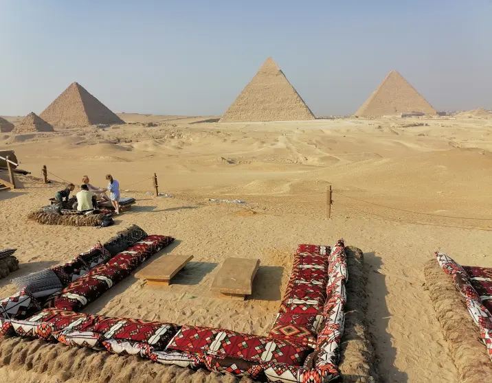 Full Day Tour : Giza Pyramids & Egyptian Museum in Cairo